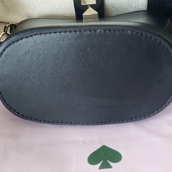 đť SALE: Kate Spade: Audrey Mini Bucket Bag NEWISH - Picture 13 of 13